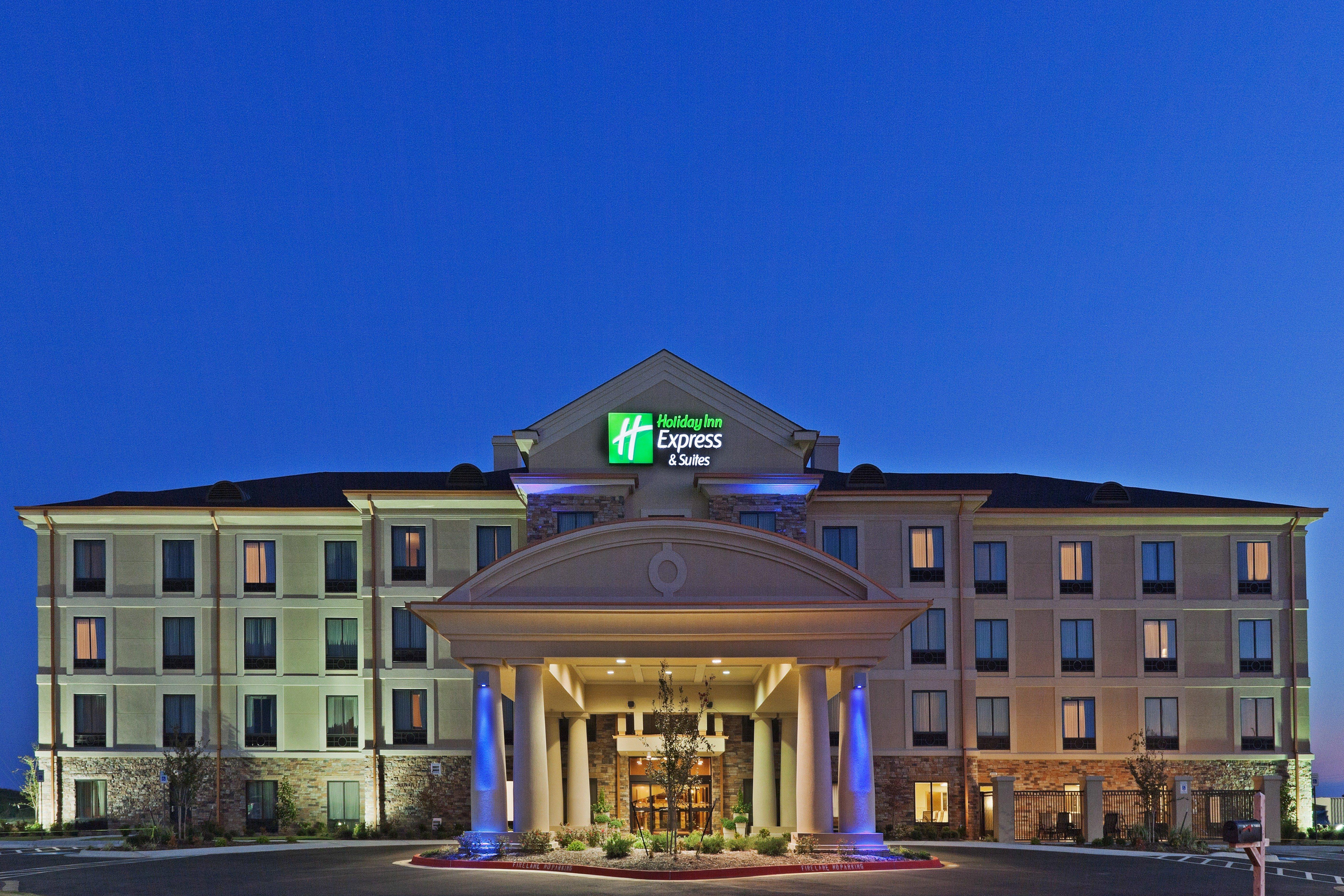 Holiday Inn Express & Suites Poteau, An Ihg Hotel Exterior foto